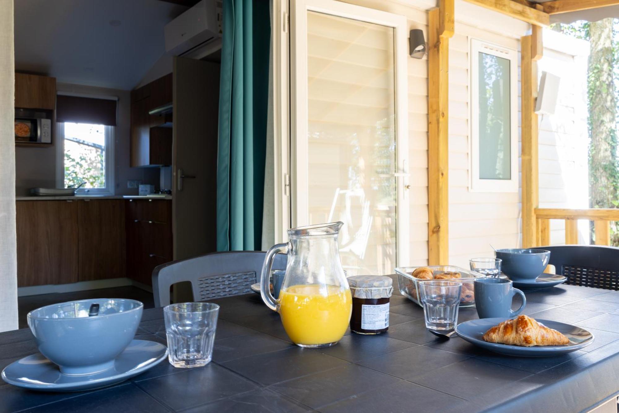 L'Oasis Des Dombes Hotel Ambérieux-en-Dombes Værelse billede